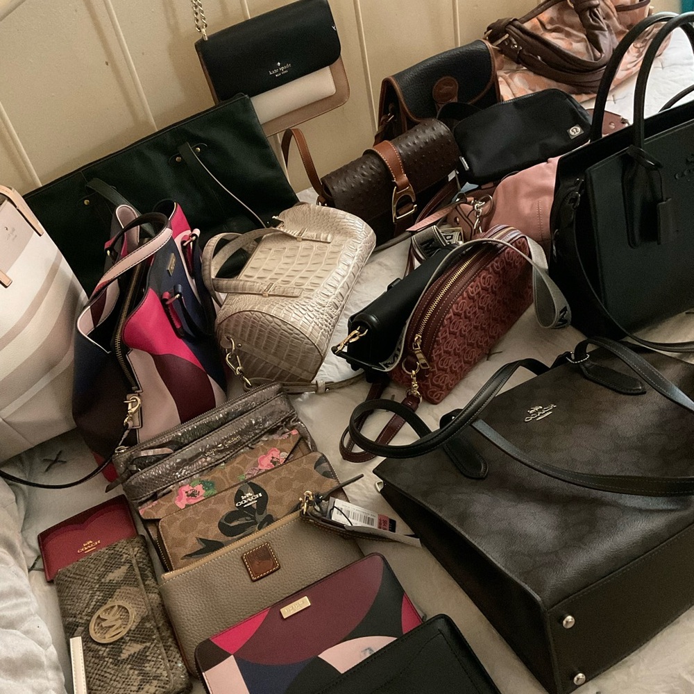 ♡Purse Show♡ - Picture 12 of 16